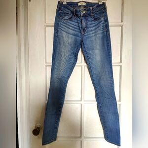 Abercrombie & Fitch Blue Jean women size 27